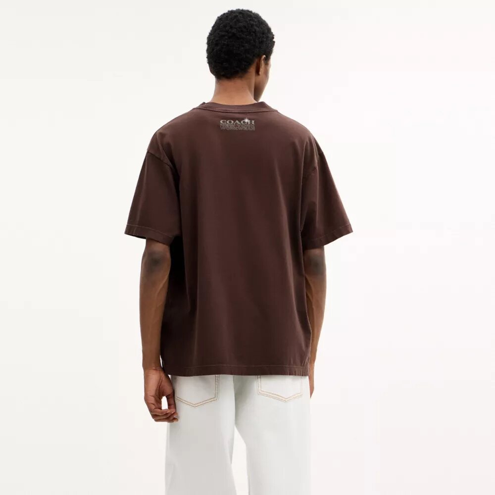 Χαλαρό T-shirt με μεταλλικά στοιχεία από βιολογικό βαμβακερό ύφασμα