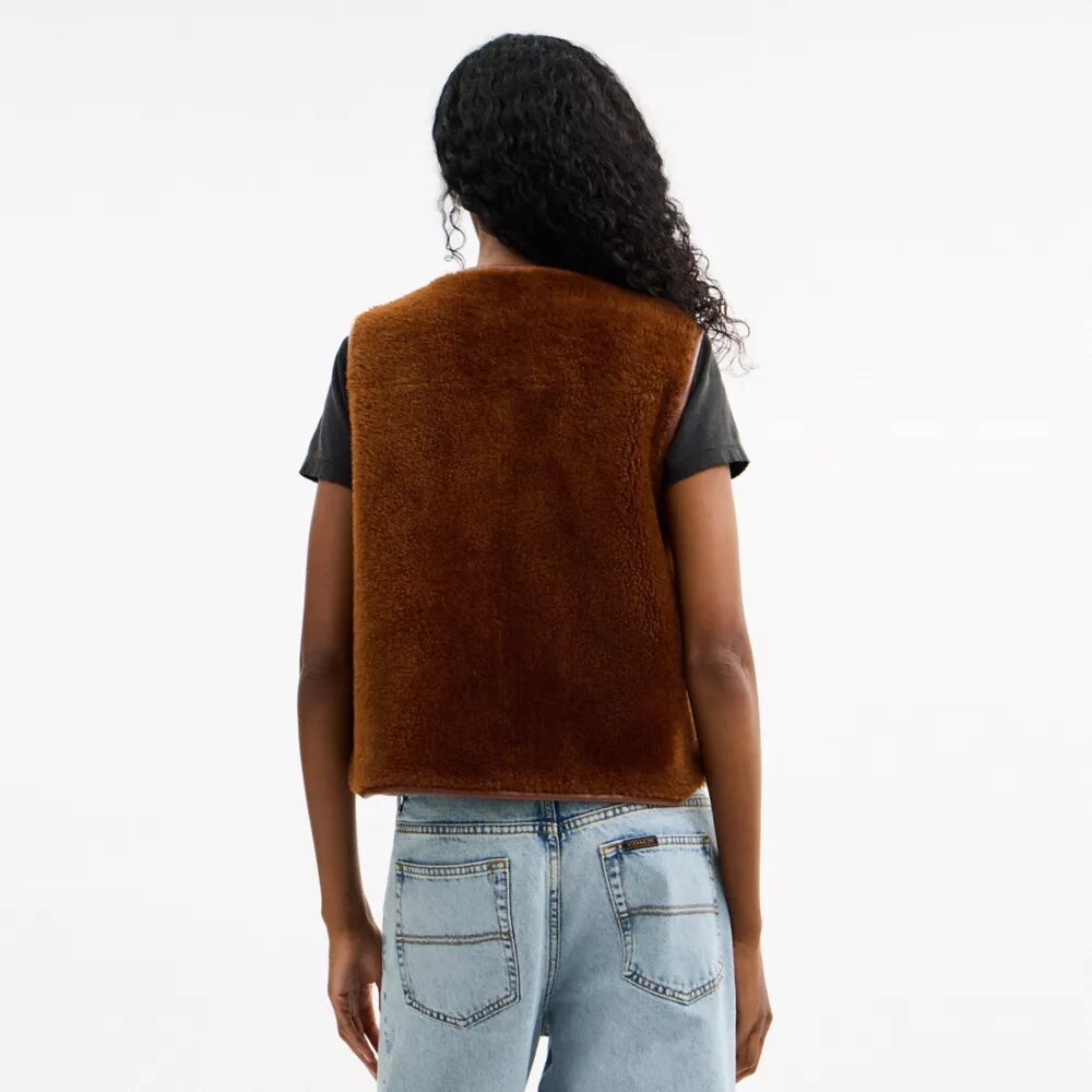 Γιλέκο από shearling