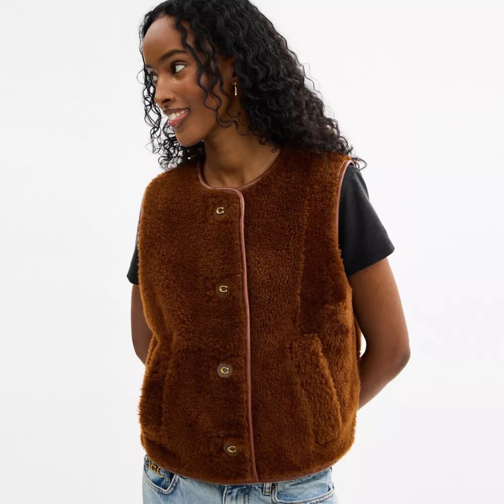 Γιλέκο από shearling