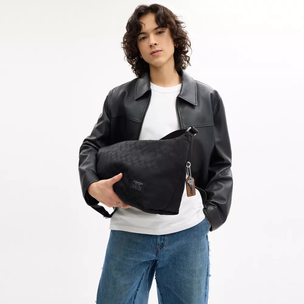 Leo Crossbody από χαρακτηριστικό Νάιλον