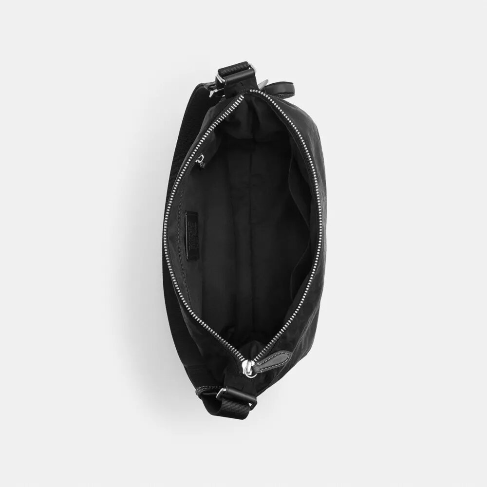 Leo Crossbody από χαρακτηριστικό Νάιλον με Γούρια