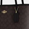 Μεσαία τσάντα Tote από το Signature Canvas