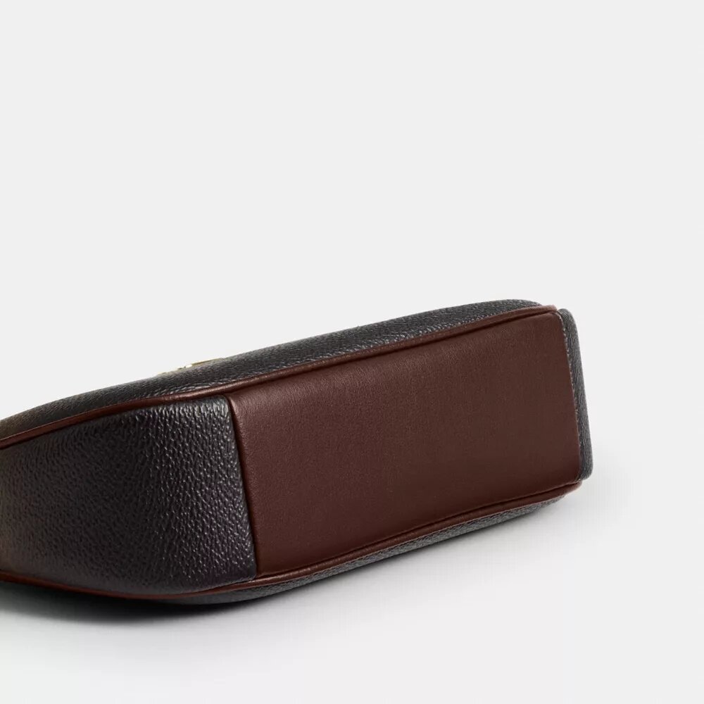 Μικρή τσάντα Teri με διαγώνιο λουρί από Signature Canvas Ombre