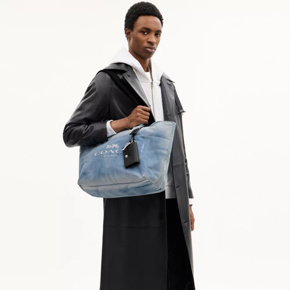 Μικρή τσάντα Tote από Loved Denim με διακοσμητικά στοιχεία