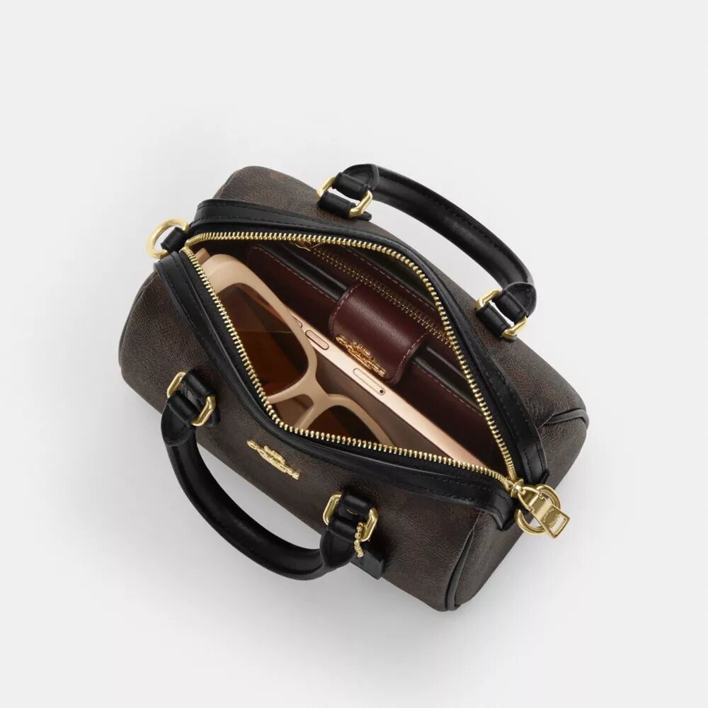 Μίνι τσάντα Rowan Crossbody από Signature Canvas