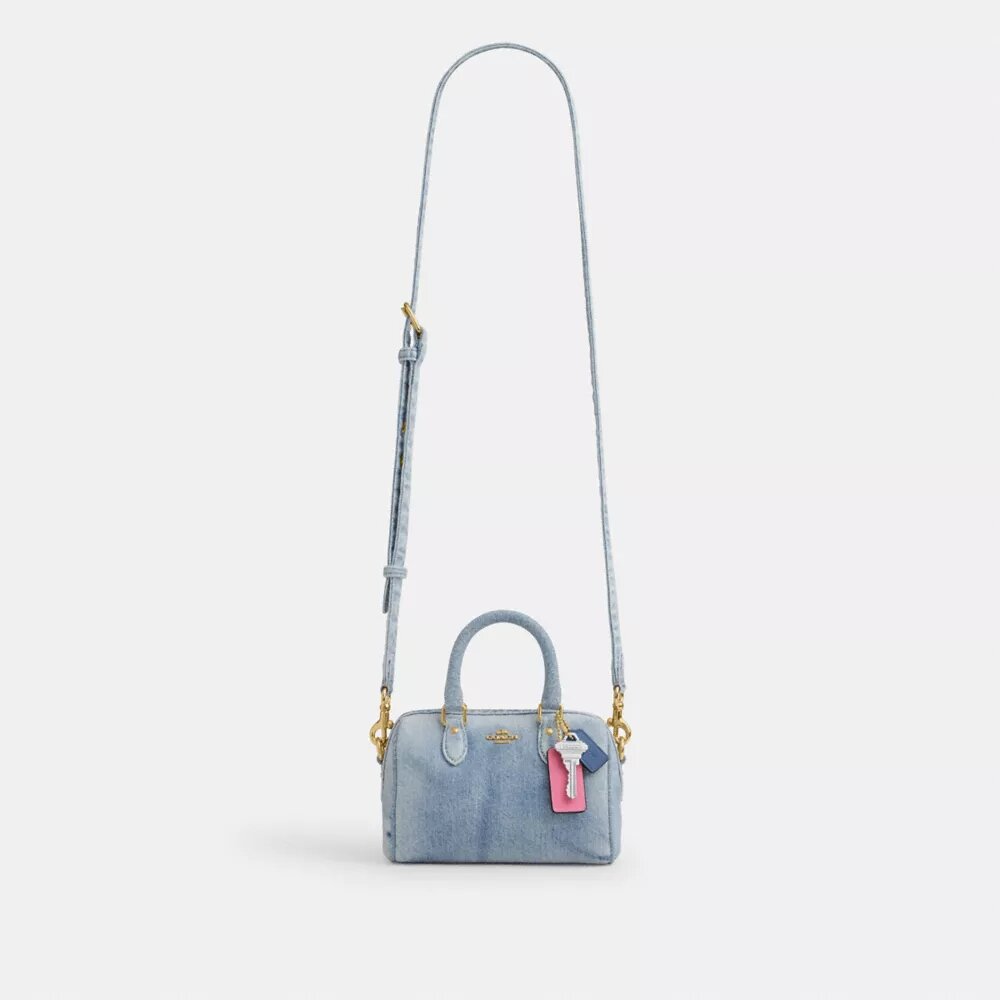 Μίνι τσάντα Rowan για φορά χιαστί από «Loved Denim» με γούρια