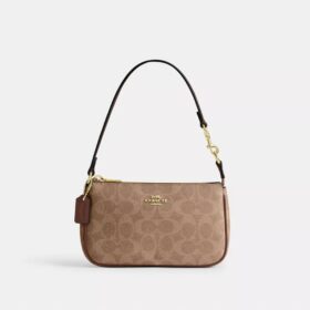 Nolita 19 από το Signature Canvas