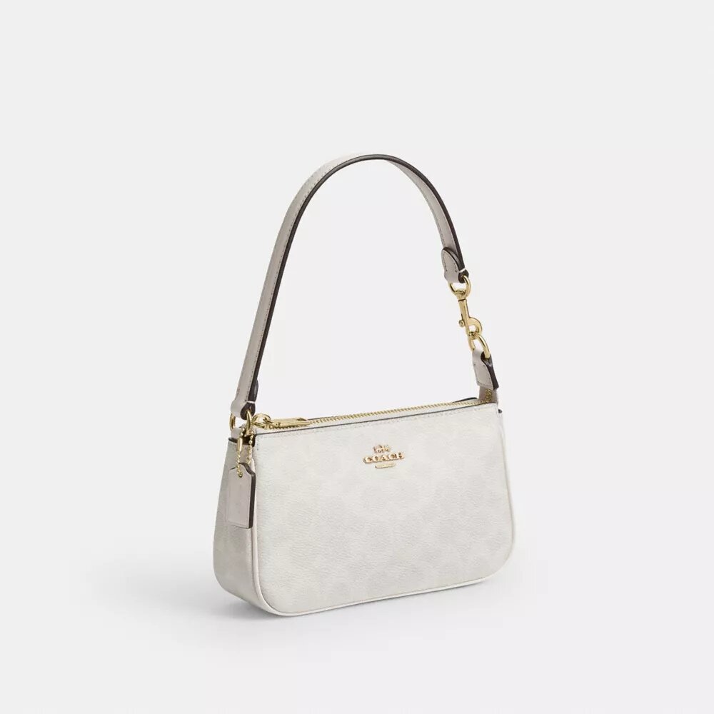 Nolita 19 από το Signature Canvas