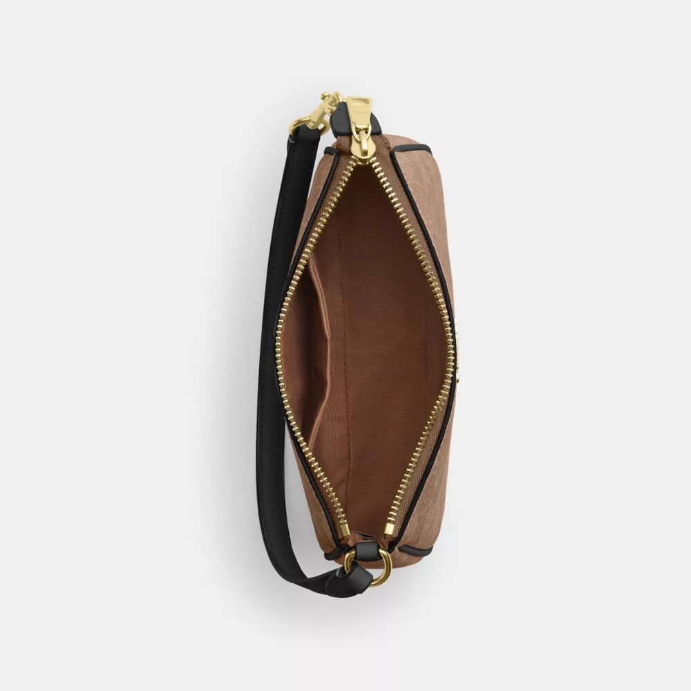 Nolita 19 από το Signature Canvas