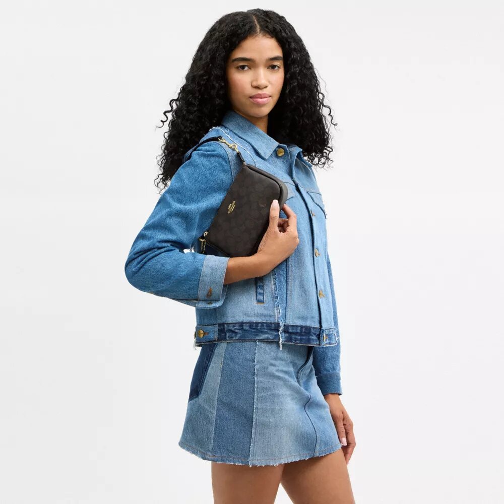 Nolita 19 από το Signature Canvas