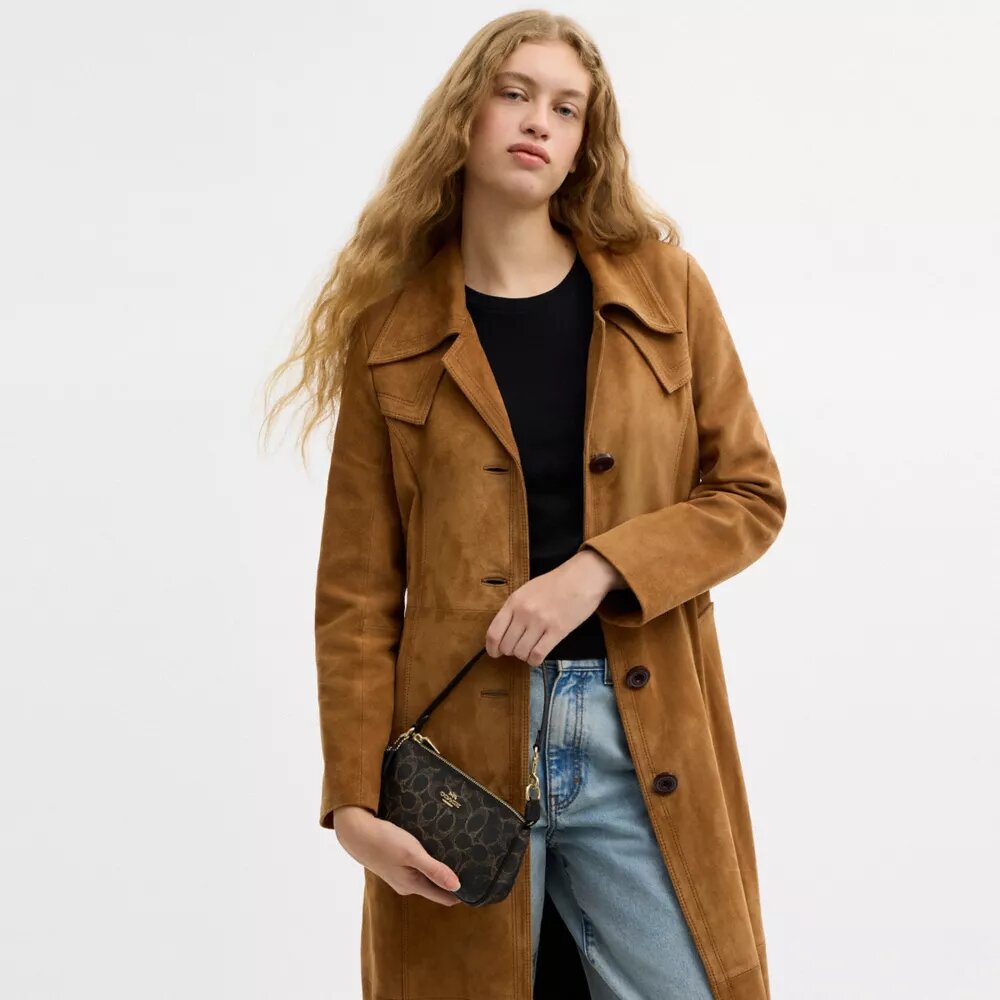 Nolita 19 in Loved Signature Canvas με Γούρια