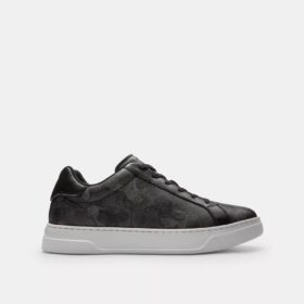 Ψηλά Sneakers με το χαρακτηριστικό καμουφλάζ μοτίβο