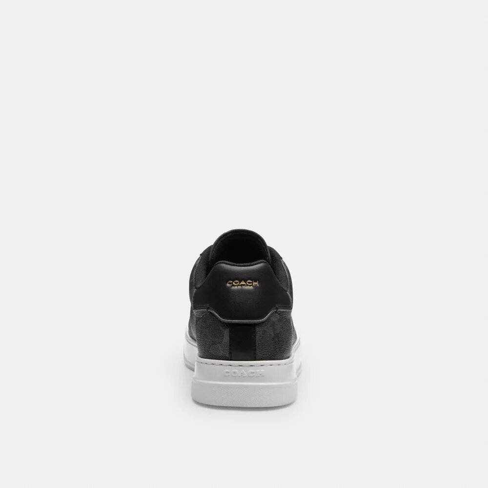 Ψηλά Sneakers με το χαρακτηριστικό καμουφλάζ μοτίβο
