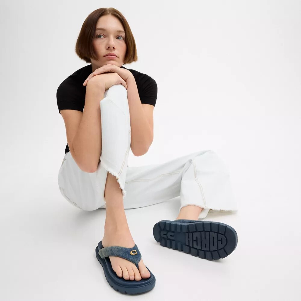 Σανδάλια Brynn Thong σε Loved Denim