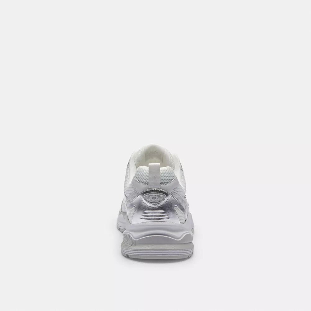 Sneakers από πλέγμα