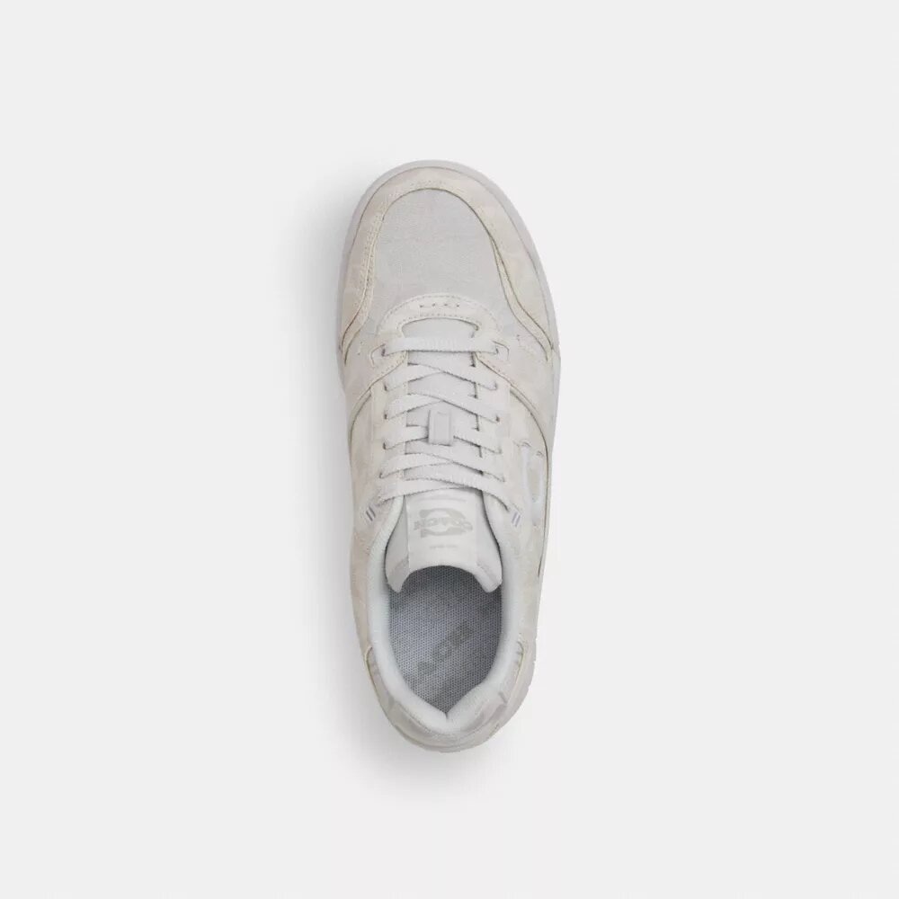 Sneakers Soho σε χαρακτηριστικό στυλ