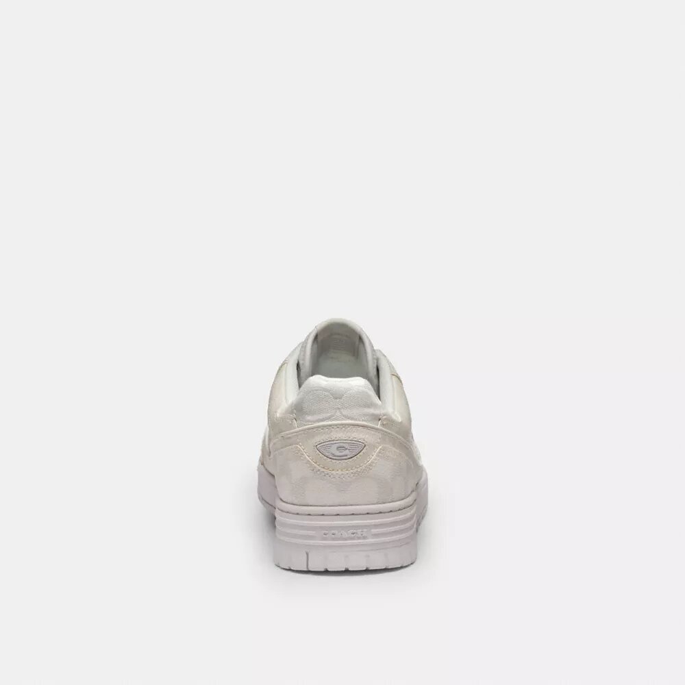Sneakers Soho σε χαρακτηριστικό στυλ