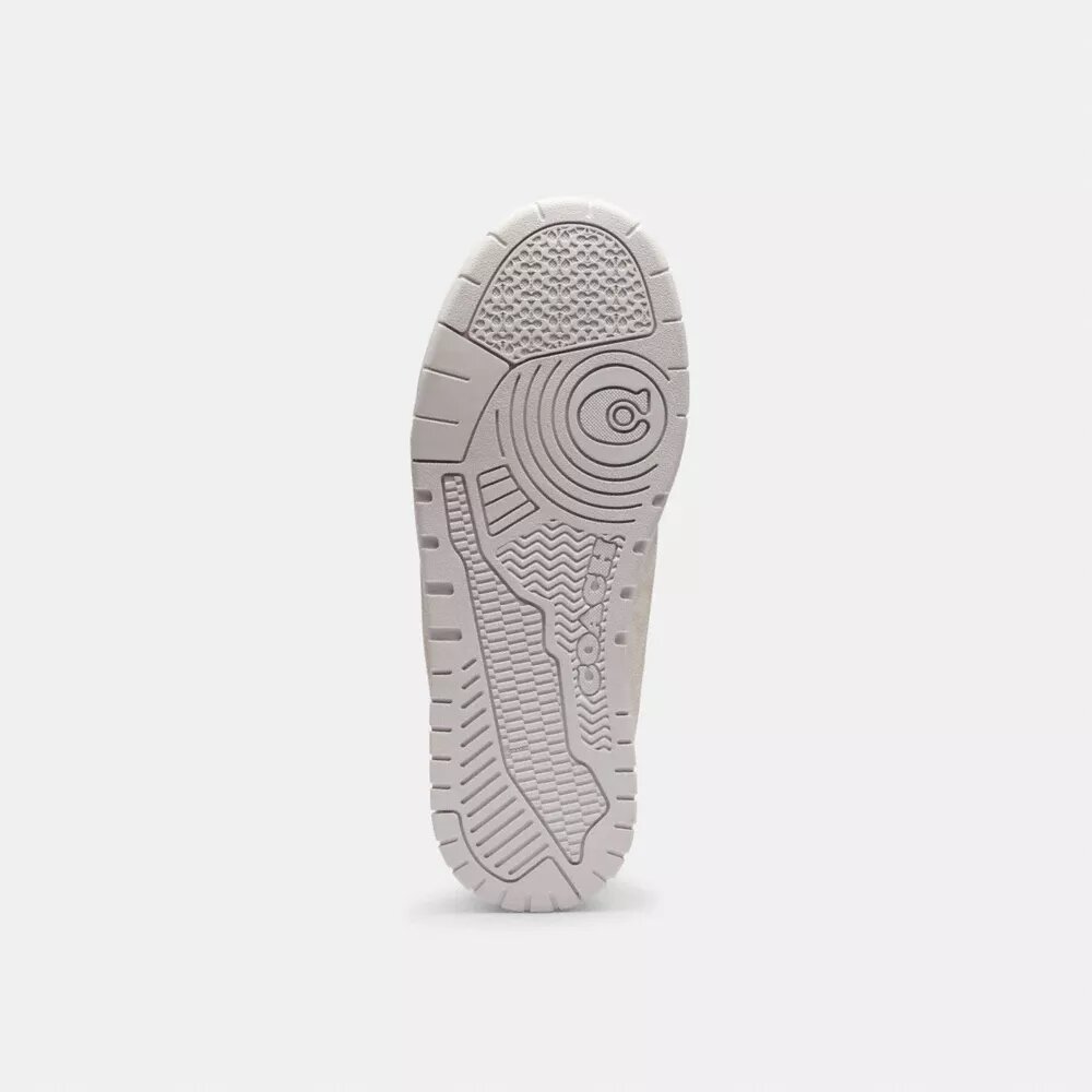 Sneakers Soho σε χαρακτηριστικό στυλ