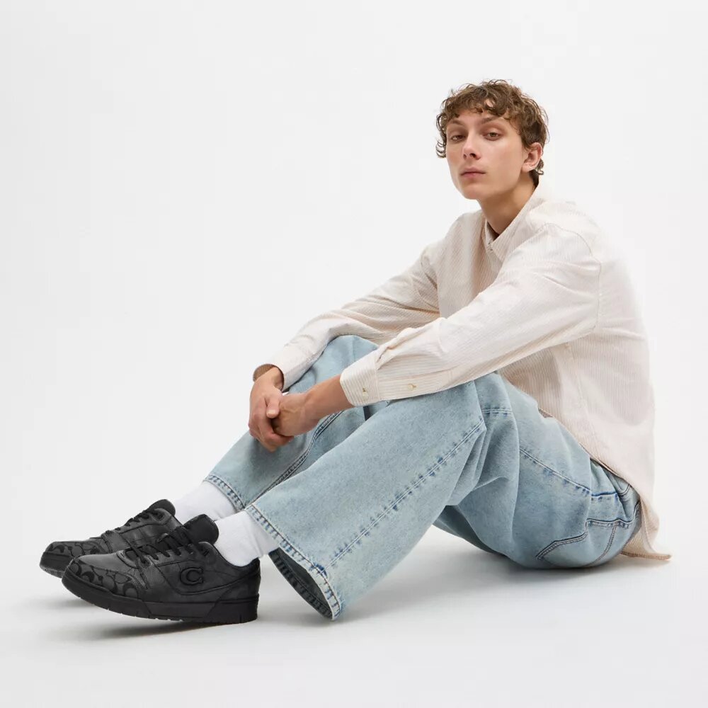 Sneakers Soho σε χαρακτηριστικό στυλ