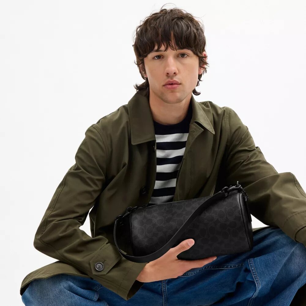 Τσάντα Andre Barrel Bag 30 από Signature Canvas