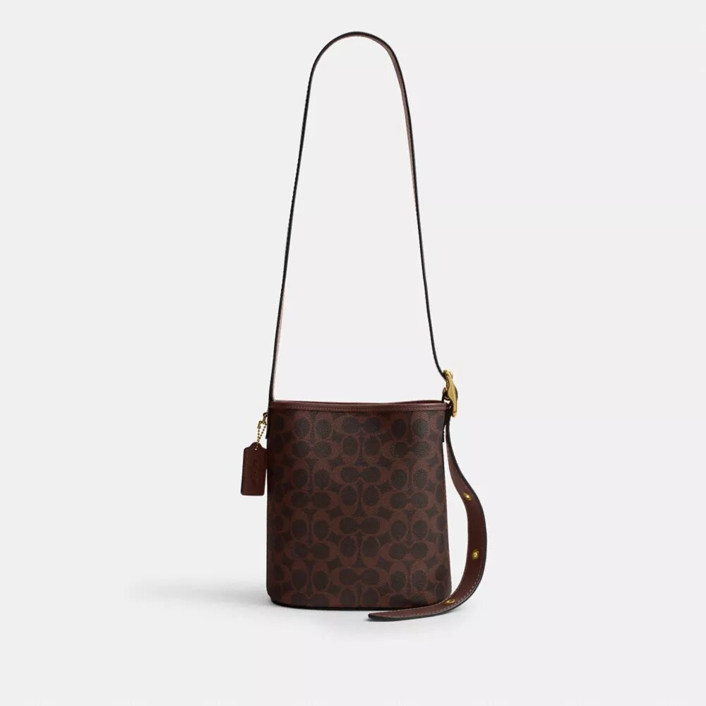 Τσάντα Bleecker Bucket 21 σε Signature Canvas