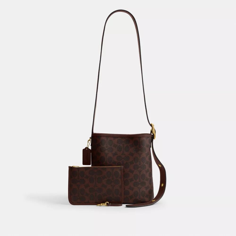 Τσάντα Bleecker Bucket 21 σε Signature Canvas