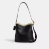 Τσάντα Bleecker Bucket από shearling