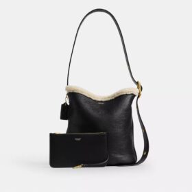 Τσάντα Bleecker Bucket από shearling