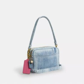 Τσάντα Carey για φορά χιαστί σε Loved Denim με γούρια