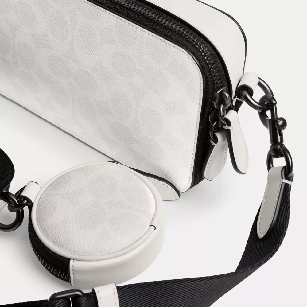 Τσάντα Χιαστί Charter Slim από Signature Canvas