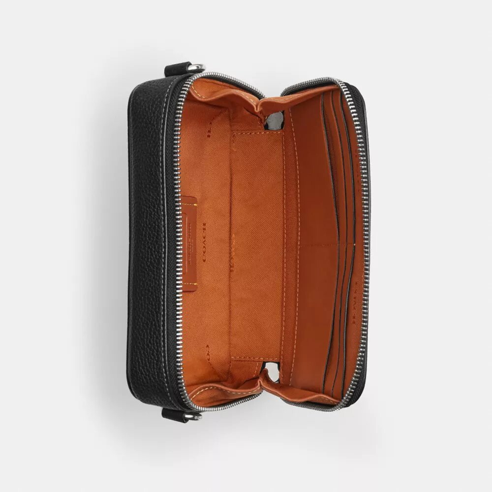 Τσάντα χιαστί Disney X Coach Charter Slim με τον Μίκυ Μάους