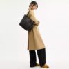 Τσάντα City Tote από το Signature Canvas