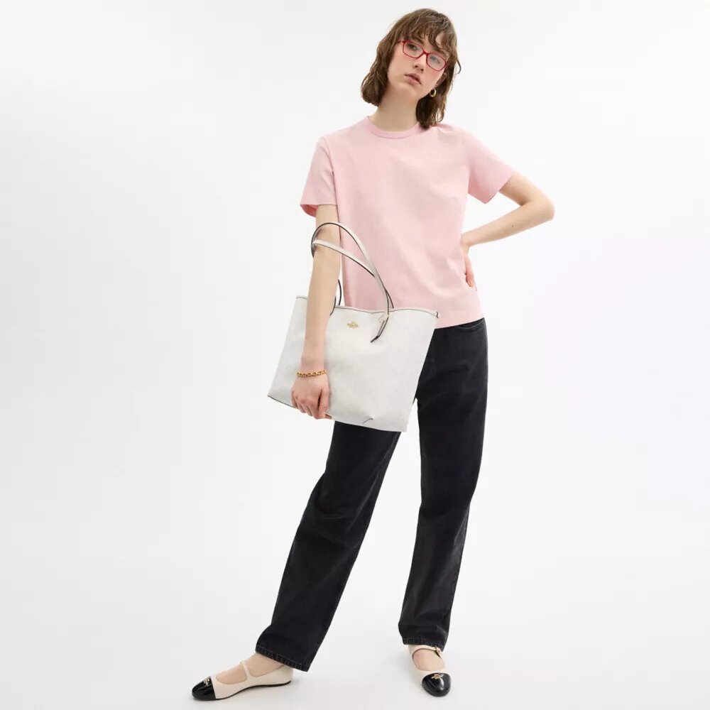 Τσάντα City Tote από το Signature Canvas