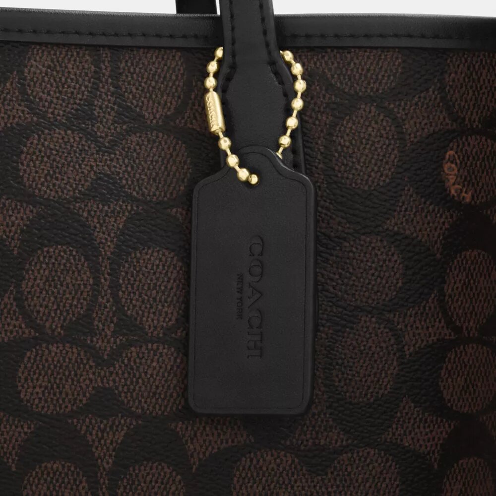 Τσάντα City Tote από το Signature Canvas
