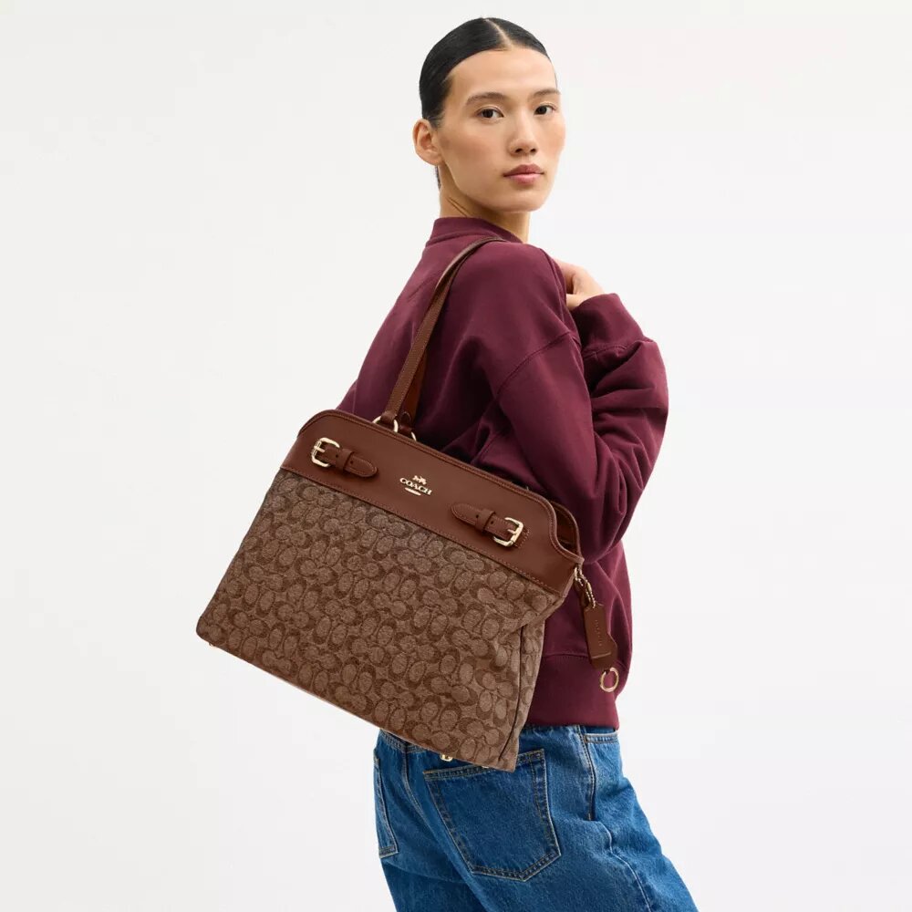 Τσάντα Easton Tote σε χαρακτηριστική σενίλ