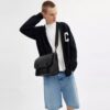 Τσάντα Hitch Messenger από το Signature Canvas