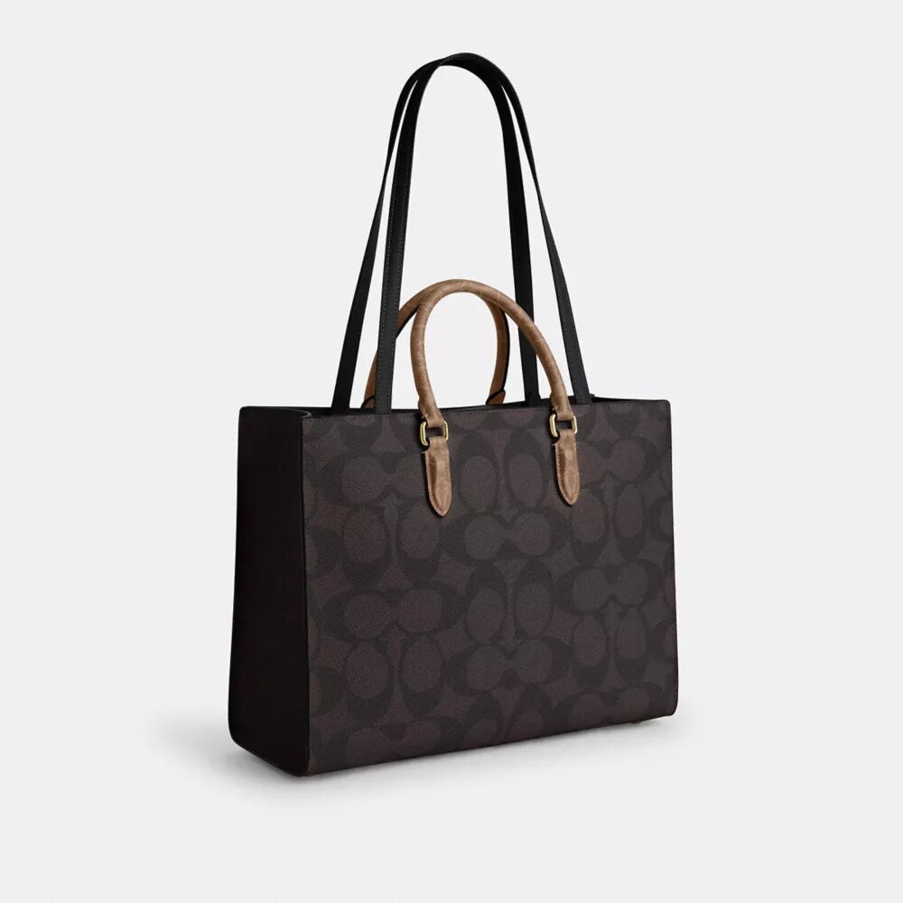 Τσάντα Maggie Tote από Signature Canvas με μπλοκ σχέδια