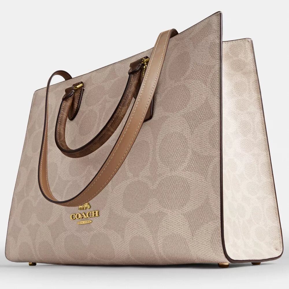 Τσάντα Maggie Tote από Signature Canvas με μπλοκ σχέδια