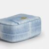 Τσάντα Mini Carey για χιαστί φορά σε Loved Denim με γούρια