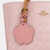 Τσάντα Mollie Tote 25 in από Signature Canvas με Γούρια