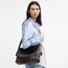 Τσάντα Mott Messenger 33 σε δέρμα με παλαιωμένη όψη