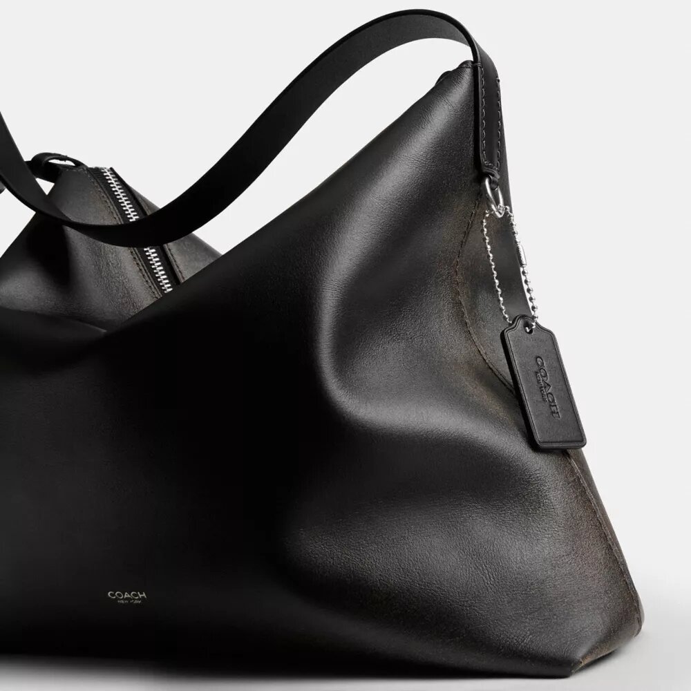 Τσάντα Mott Messenger 38 σε δέρμα με παλαιωμένη όψη