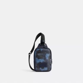 Τσάντα Racer Sling με χαρακτηριστικό καμουφλάζ μοτίβο