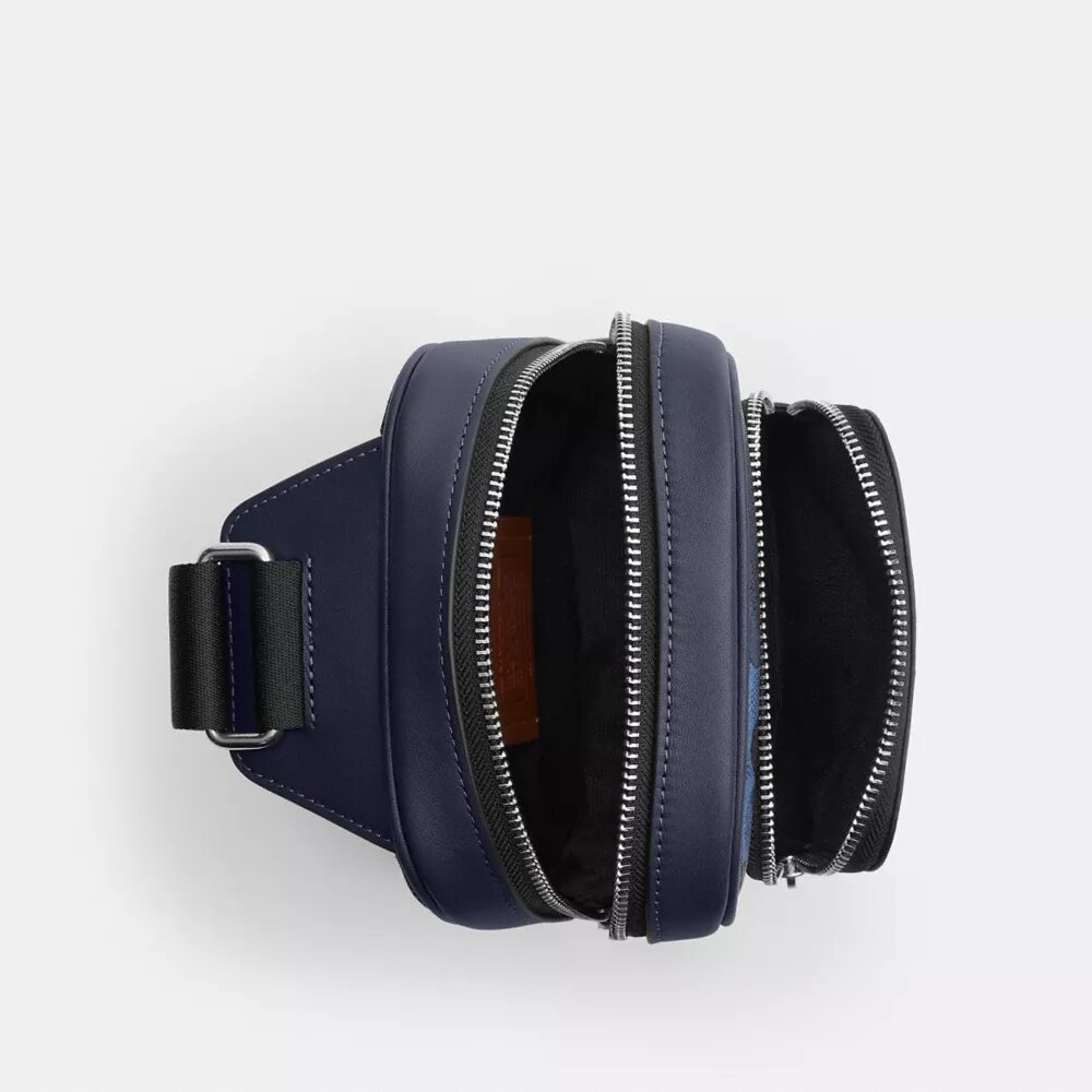Τσάντα Racer Sling με χαρακτηριστικό καμουφλάζ μοτίβο