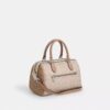 Τσάντα Rowan Satchel από χαρακτηριστικό Signature Canvas με μπλοκ σχέδια