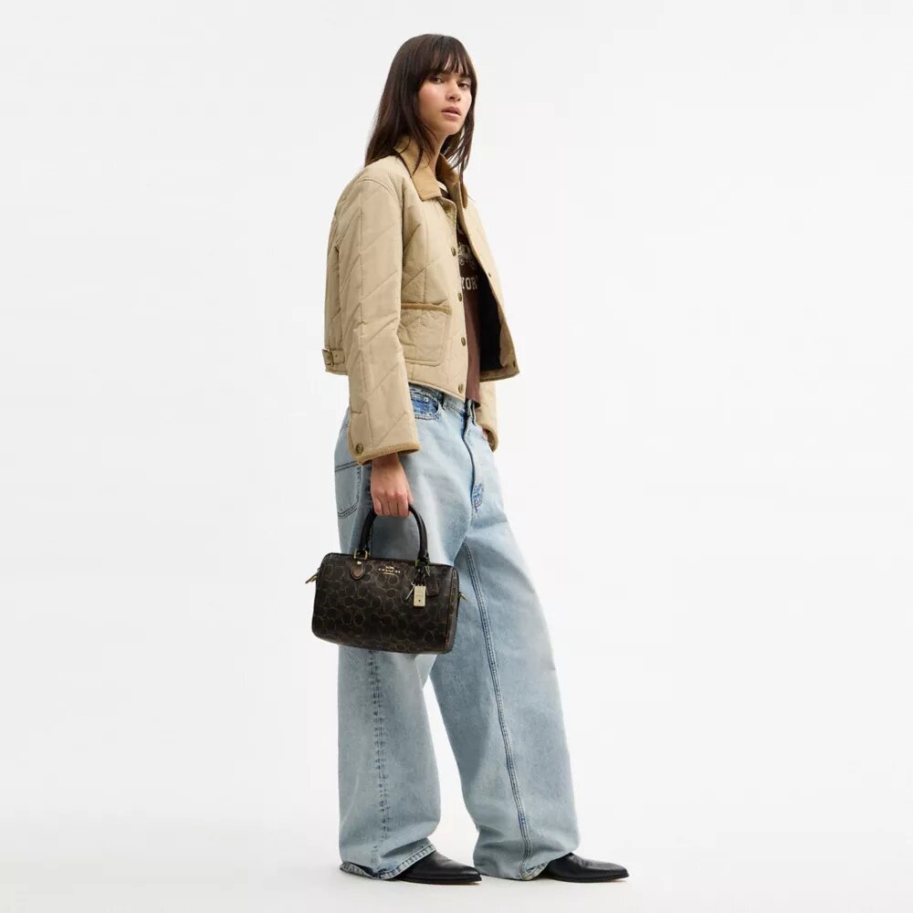 Τσάντα Rowan Satchel από το Signature Canvas με διακοσμητικά στοιχεία