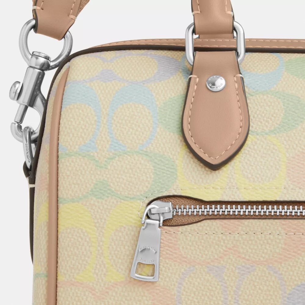 Τσάντα Rowan Satchel από το Signature Canvas Rainbow