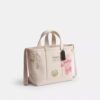 Τσάντα Utility Tote 27 με σχέδιο σκίτσου