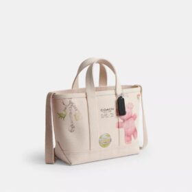 Τσάντα Utility Tote 27 με σχέδιο σκίτσου