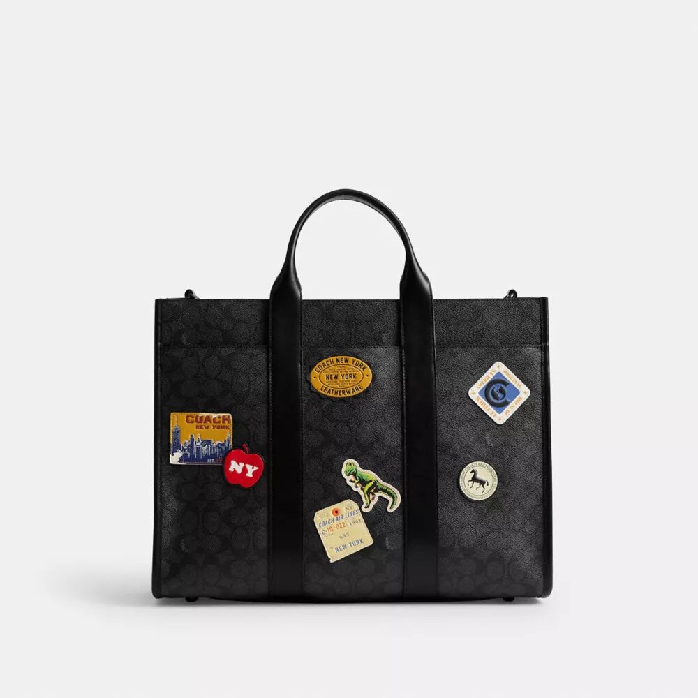 Τσάντα Wesley Shopper από Signature Canvas με ετικέτες